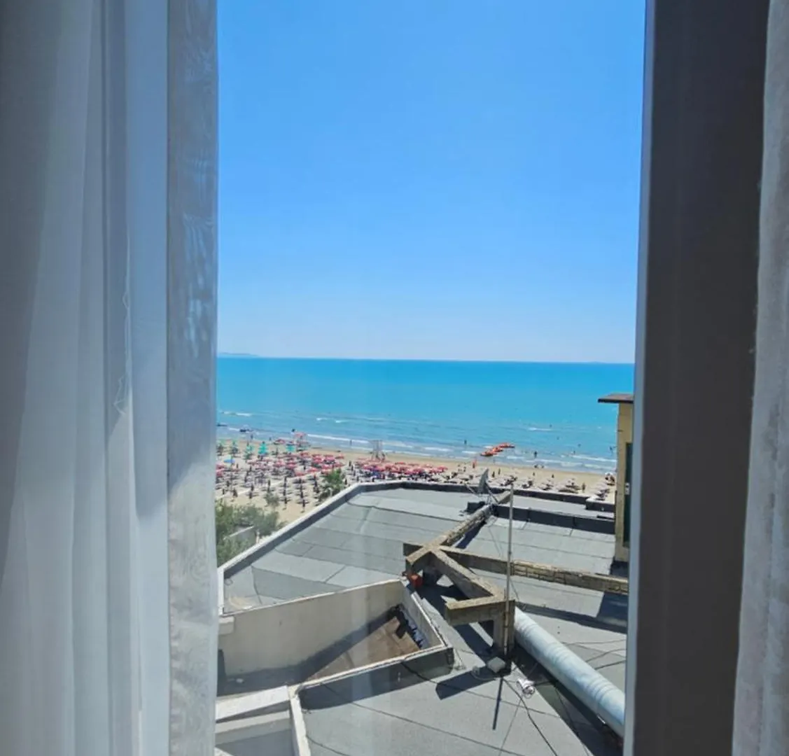 Sea Apartment ドゥラス
